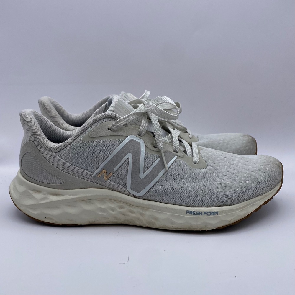 New Balance Fresh Foam Arishi v4 Womens 9 Gray Running Shoes Comfy Athleisure